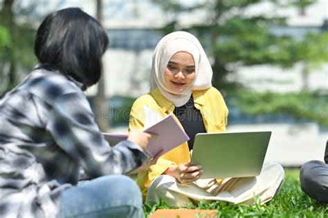 Afbeeldingsresultaten voor University Assignment Using PowerPoint