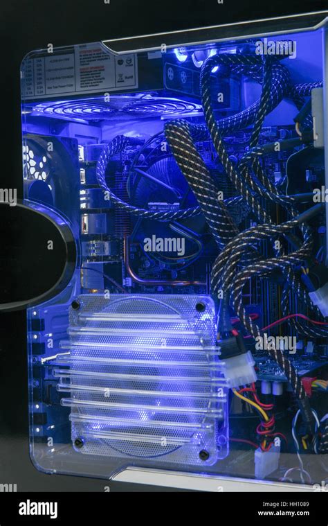 Insside of a Computer Box に対する画像結果