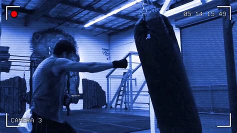 Toradh íomhá ar Matrix Punching Block GIF