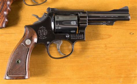 Image result for Smith and Wesson Model 15 Snub