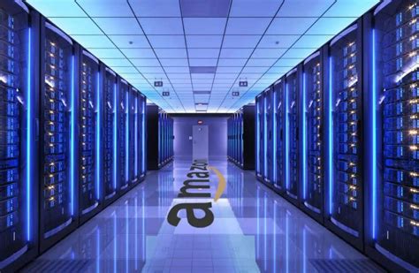 Toradh íomhá ar Amazon Data Center Building