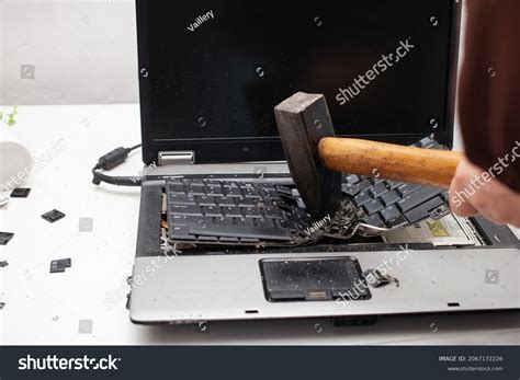 Afbeeldingsresultaten voor Smashing Apple Computer