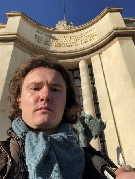 Toradh íomhá ar iPhone X Front and Back View