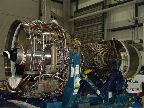 IAE V2500 (Airbus A320) this engine can develope 33000 lbs… | Flickr