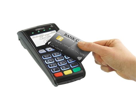 Debit Card Making Machine に対する画像結果