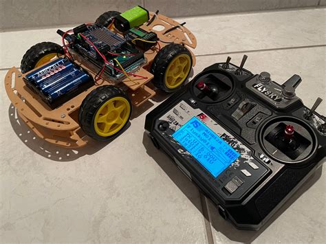 Image result for Arduino RC 3 Wheel Car