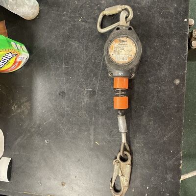 STCW Rated Safety Line Retractable に対する画像結果