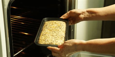 Toradh íomhá ar Dough Proofing in Oven