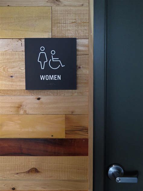 Afbeeldingsresultaten voor Signage Guide Design