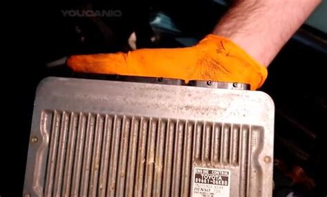 Replace Engin Control Module 2003 Jetta に対する画像結果