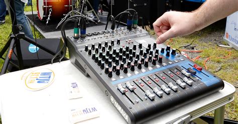 Toradh íomhá ar How to Set Up a Mixer