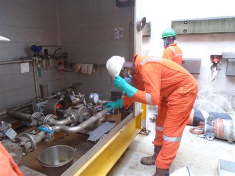Helicopter Ground Refueling に対する画像結果