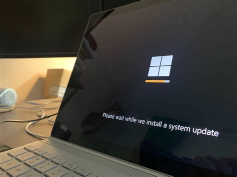 Toradh íomhá ar Windows Operating System Updating Image
