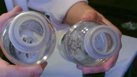 DIY Solar Water Distiller Container に対する画像結果