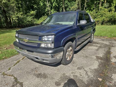 Image result for 2005 Chevy Avalanche with Backup Camera