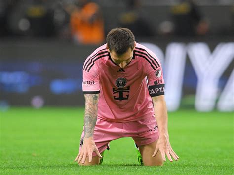 Toradh íomhá ar Messi Update