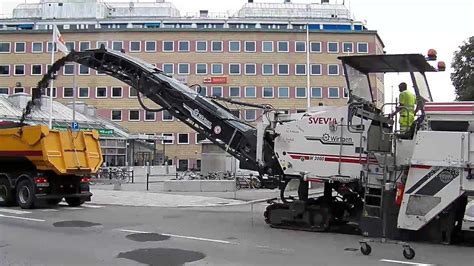 Toradh íomhá ar Milling Asphalt Roads