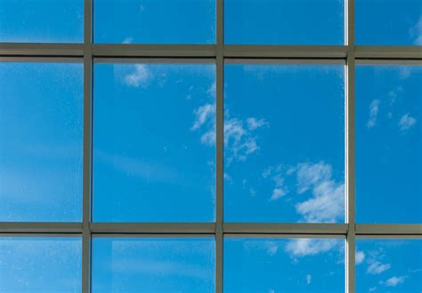 Toradh íomhá ar Blue Glass Window Texture