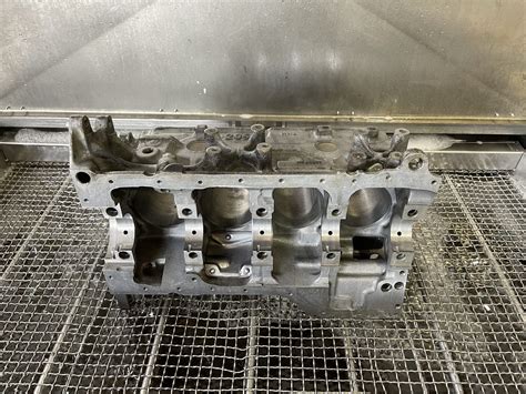 Engine Block Cleaner for Paint に対する画像結果