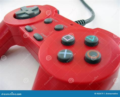 Red Controller in Hand എന്നതിനുള്ള ഇമേജ് ഫലം