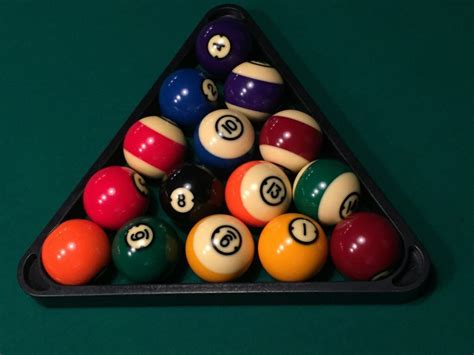 Racking Pool Balls に対する画像結果