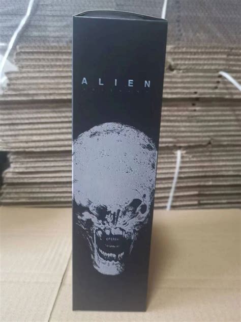 Toradh íomhá ar Alien Covenant Book Cover