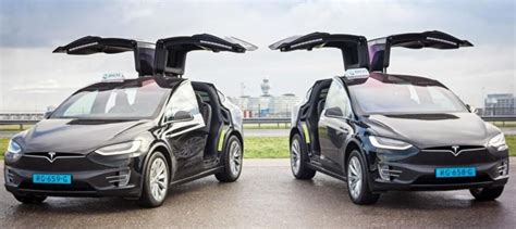 Tesla Taxi に対する画像結果