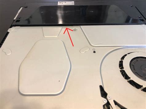 How to Open a PS4 Slim to Clean It に対する画像結果