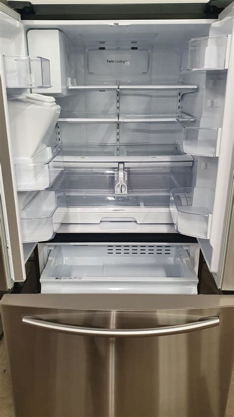 Samsung Model RF263BEAESR に対する画像結果