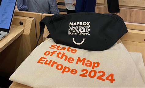 Image result for MapBox vs MapQuest