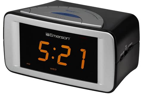 Toradh íomhá ar Emerson Smart Clock Radio