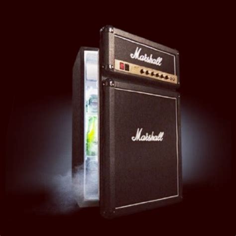 Toradh íomhá ar Mini Fridge That Looks Like a Soda Machine