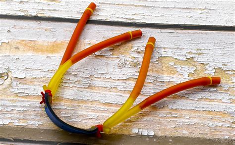 Toradh íomhá ar Jaquette Slingshot