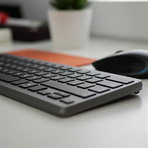 Toradh íomhá ar Computer Keyboard Wireless with a Mouse
