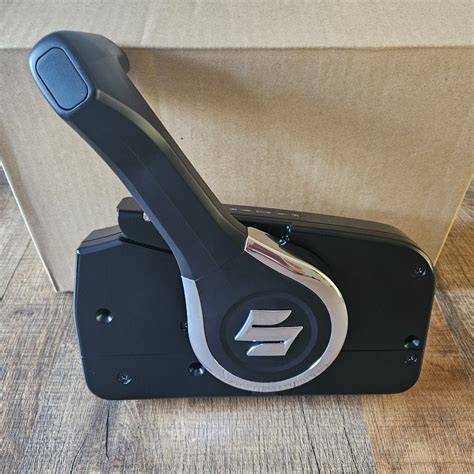 Suzuki Outboard Remote Control Box に対する画像結果