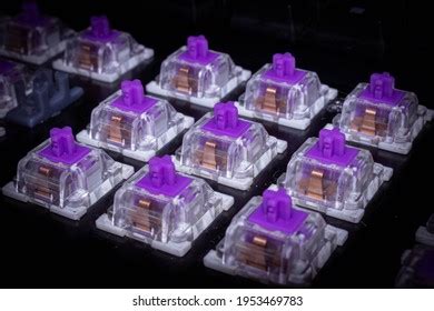 Computer without Keyboard and Background ਲਈ ਪ੍ਰਤੀਬਿੰਬ ਨਤੀਜਾ