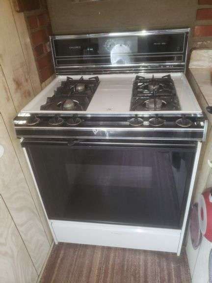 Toradh íomhá ar Caloric Gas Stove