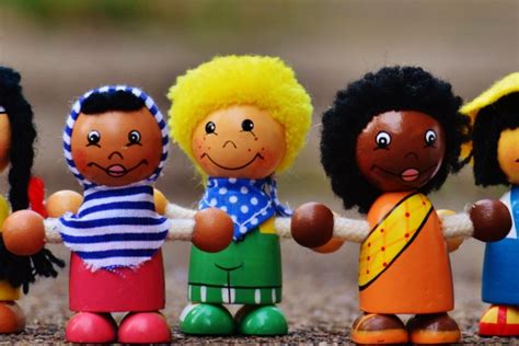 نتيجة الصورة لـ Doncing Doll Physics Experiment