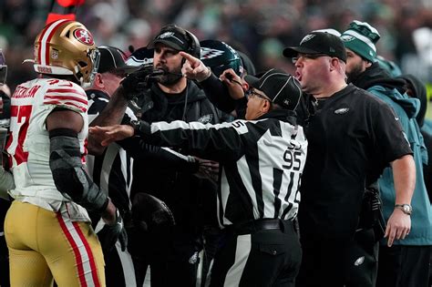 NFL Ejected に対する画像結果