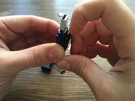 Sim Card Reader in a Desktop Computer に対する画像結果