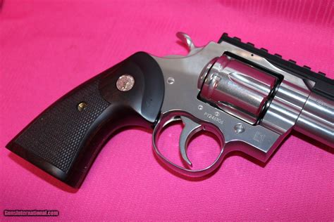 Colt Python Concealed Carry に対する画像結果