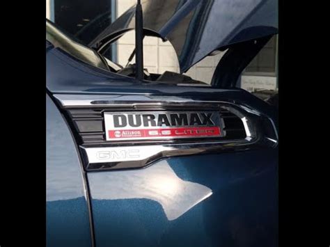 Toradh íomhá ar How to Remove Emblems Off 2500 GMC Sierra