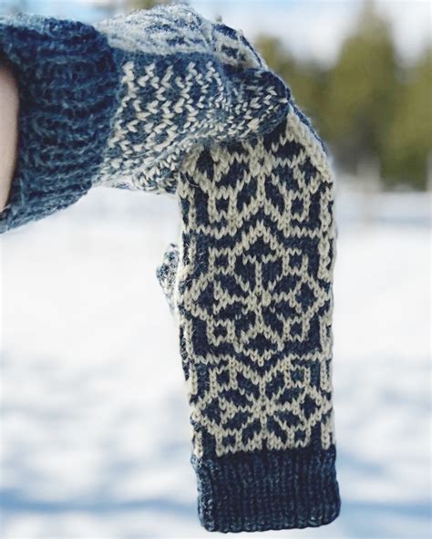 Image result for Norwegian Mitten Patterns