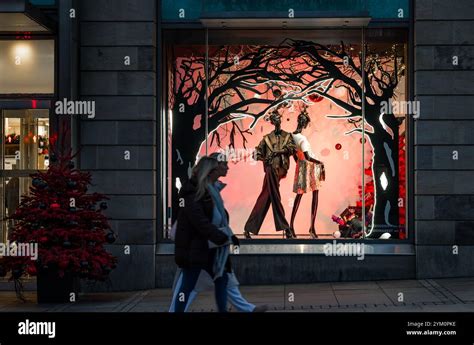 Toradh íomhá ar Christmas Book Scotland