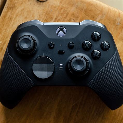 Xbox Elite Controller Side View に対する画像結果