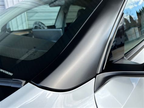 Tesla Model Y California に対する画像結果