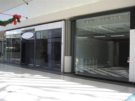 Crestwood Mall Dead Mall に対する画像結果