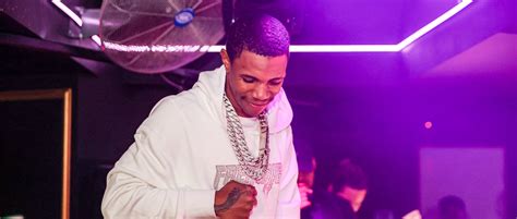 Toradh íomhá ar Wit Studioaot