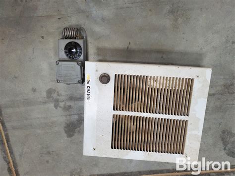 Wall Mount Electric Heater に対する画像結果