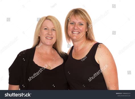 2 Middle-Age Women に対する画像結果